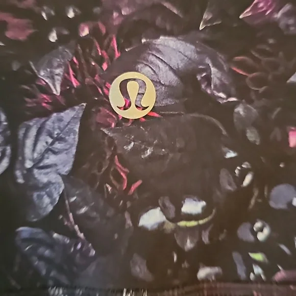 243. Lululemon Wunder Under High Rise Tight - Picture 6 of 9